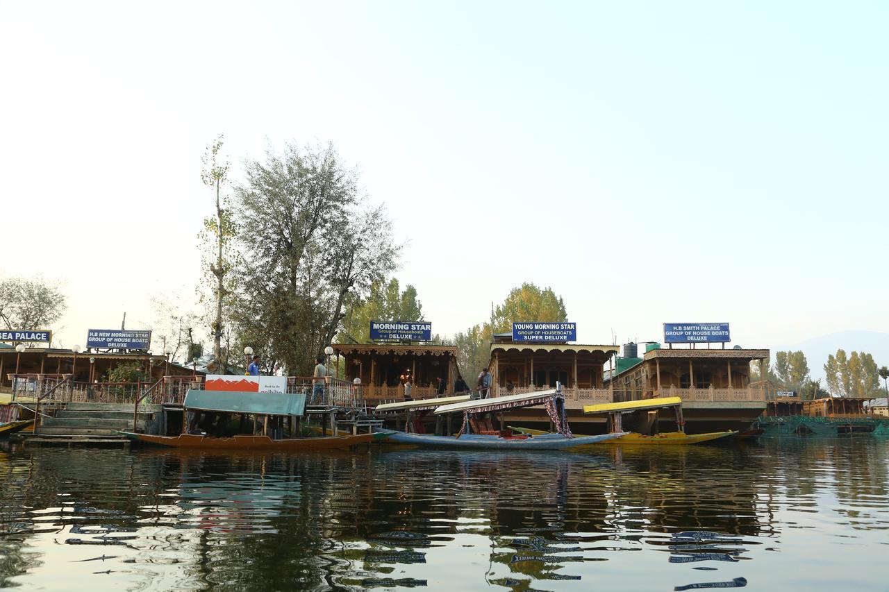 Morning Star Group Of Houseboats Hotel Srinagar  Bagian luar foto